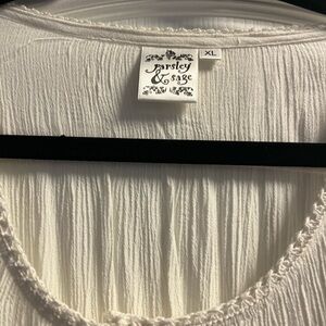 Parsley & Sage Ivory Textured Top